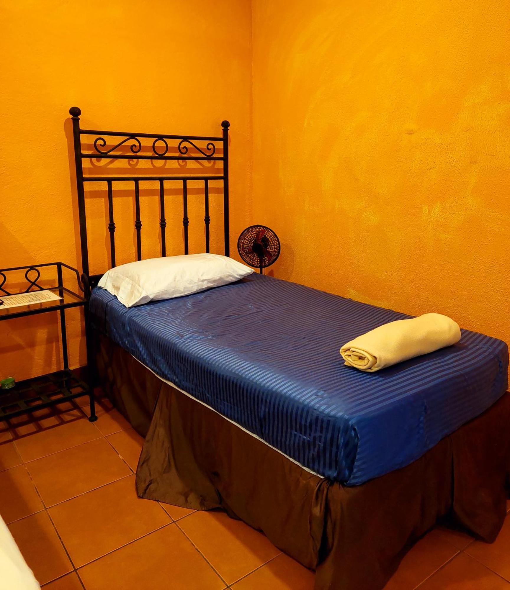 Hostal Lolita'S Boutique Granada Eksteriør billede